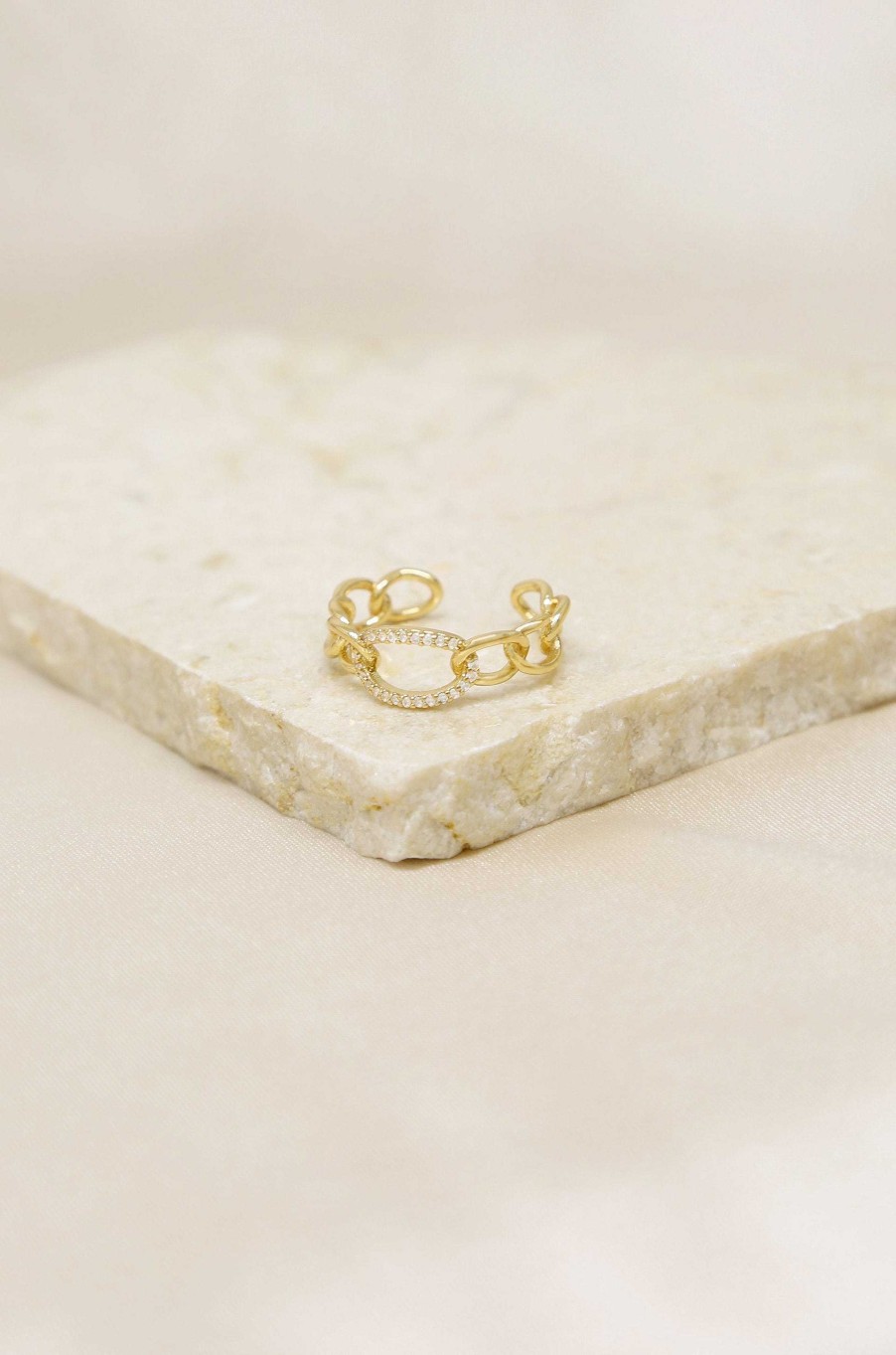 Rings Ettika | Destiny Crystal And 18K Gold Plated Circle Chain Link Ring