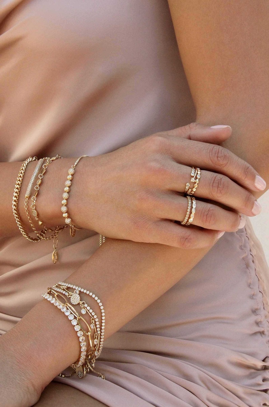 Bracelets Ettika | Subtle Statements 18K Gold Plated Bracelet