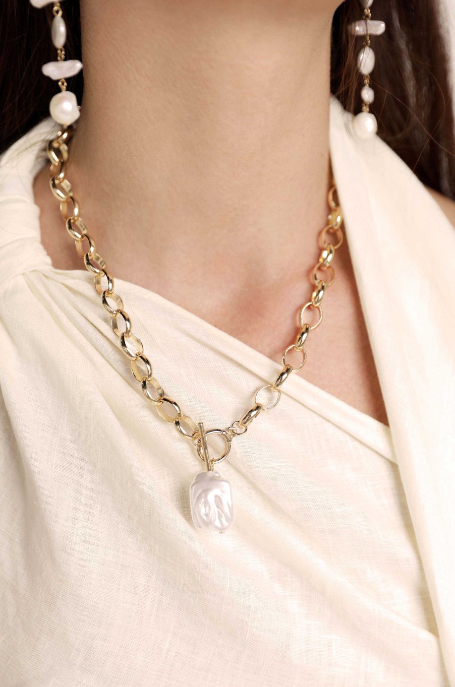 Necklaces Ettika | Edge Of Water Pearl Pendant & 18Kt Gold Plated Necklace