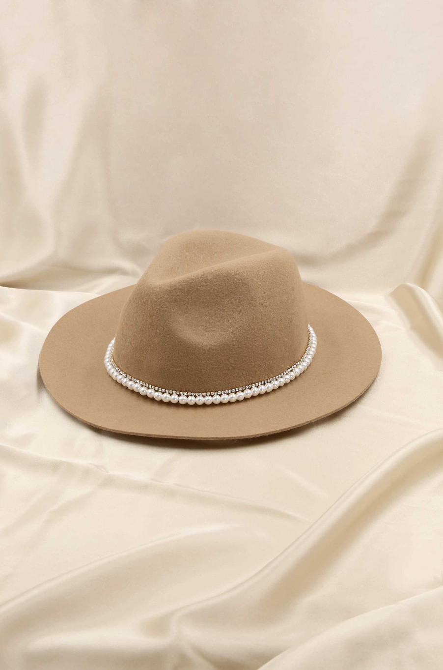 Bags & Hats Ettika | With The Band Hat In Tan With Pearls