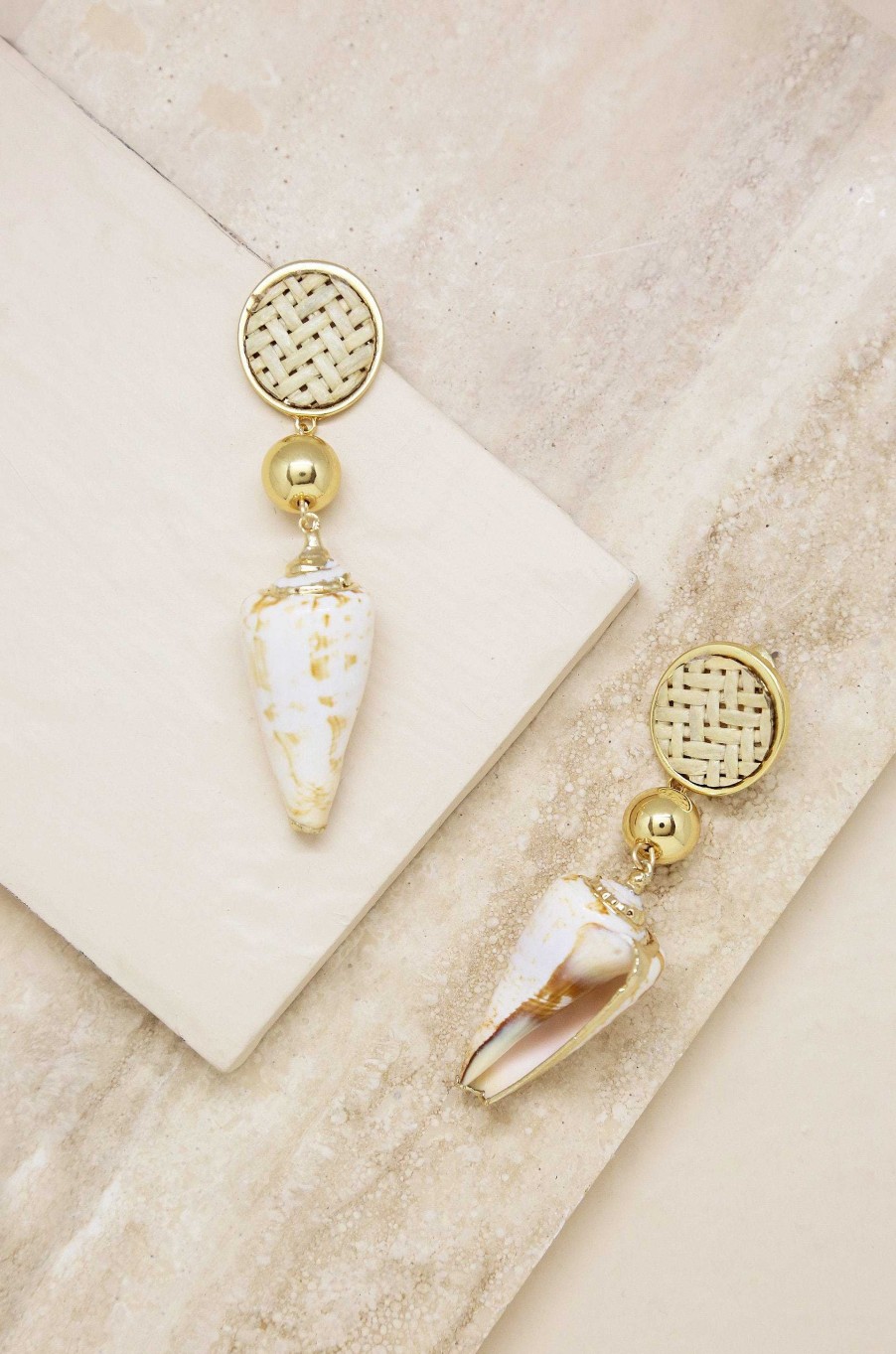 Earrings Ettika | Nautical Shell & 18K Gold Plated Dangle Earrings