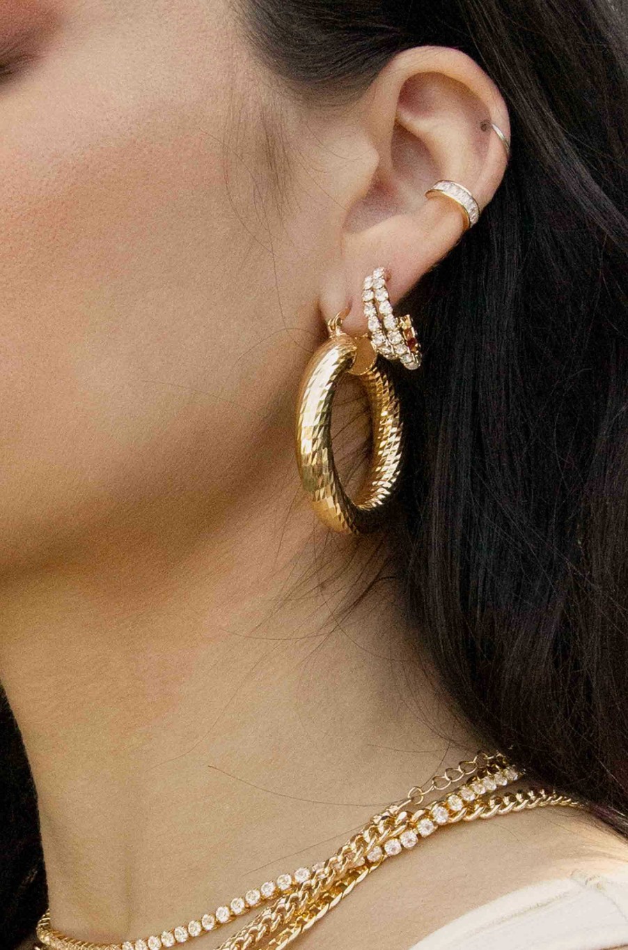 Earrings Ettika | Rhinestone 18K Gold Plated Huggie Hoop Earrings