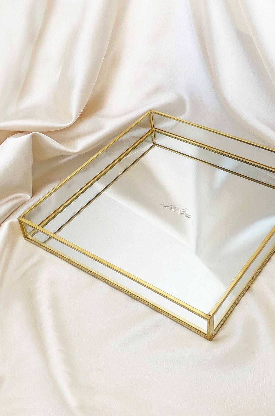 Jewelry Boxes & Trays Ettika | Large Square Mirror Bottom Jewelry And Display Tray